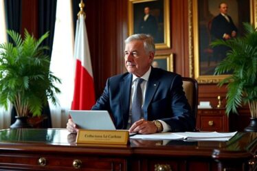 ile-zarabia-prezydent